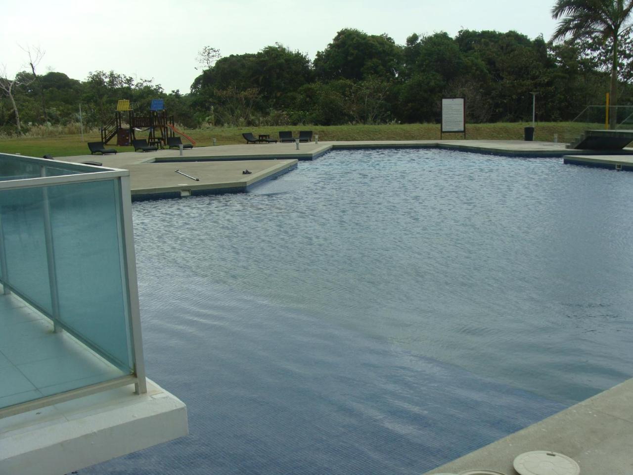 Apartamento En Balabeach Maria Chiquita In Front Of The Beach 2Hab Colon Eksteriør bilde