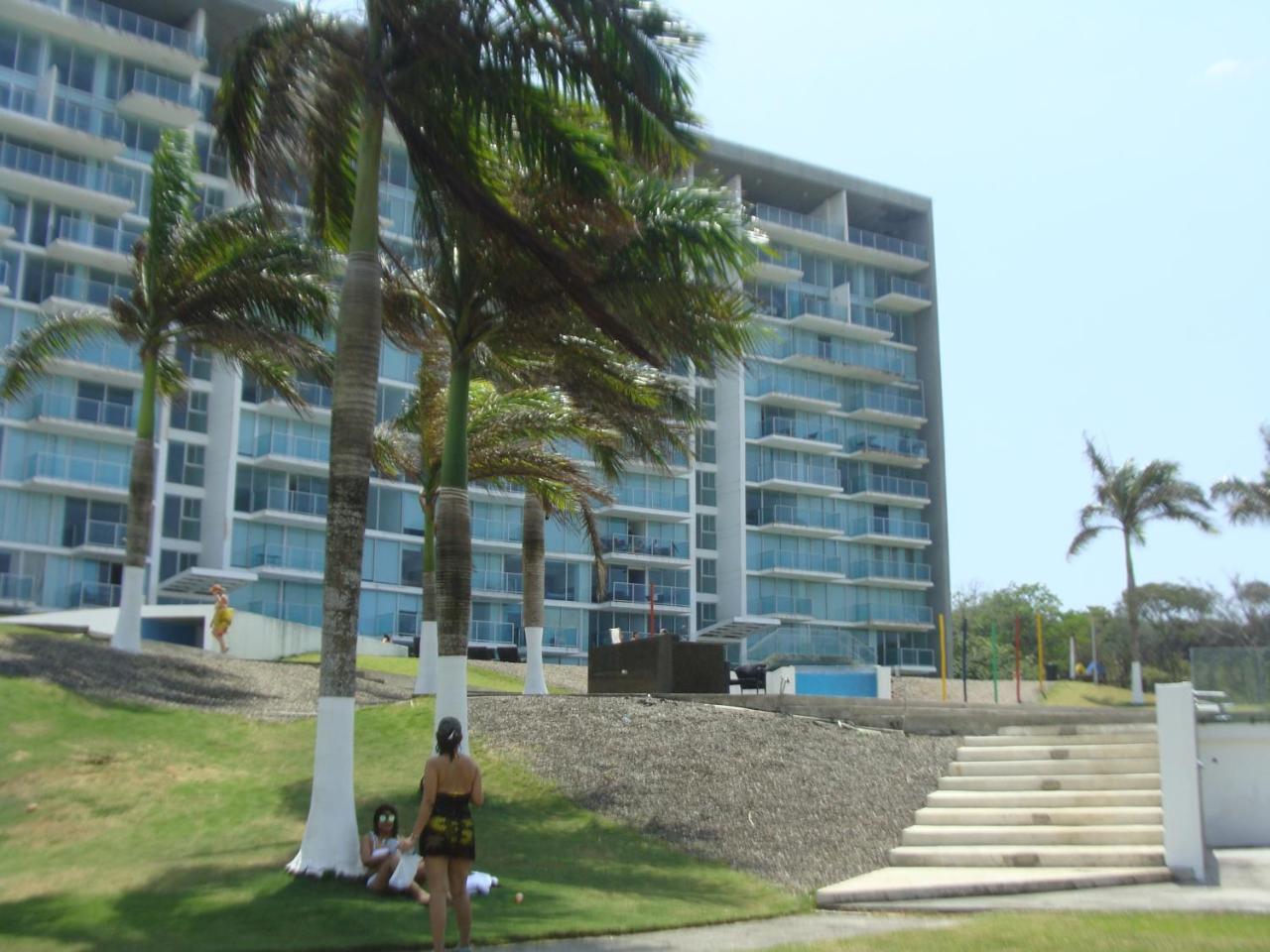 Apartamento En Balabeach Maria Chiquita In Front Of The Beach 2Hab Colon Eksteriør bilde