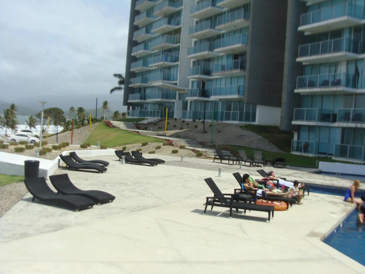 Apartamento En Balabeach Maria Chiquita In Front Of The Beach 2Hab Colon Eksteriør bilde